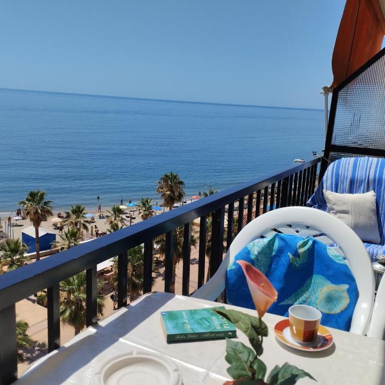 Fuengirola playa carina - Apartamento de 3 dormitorios - 2
