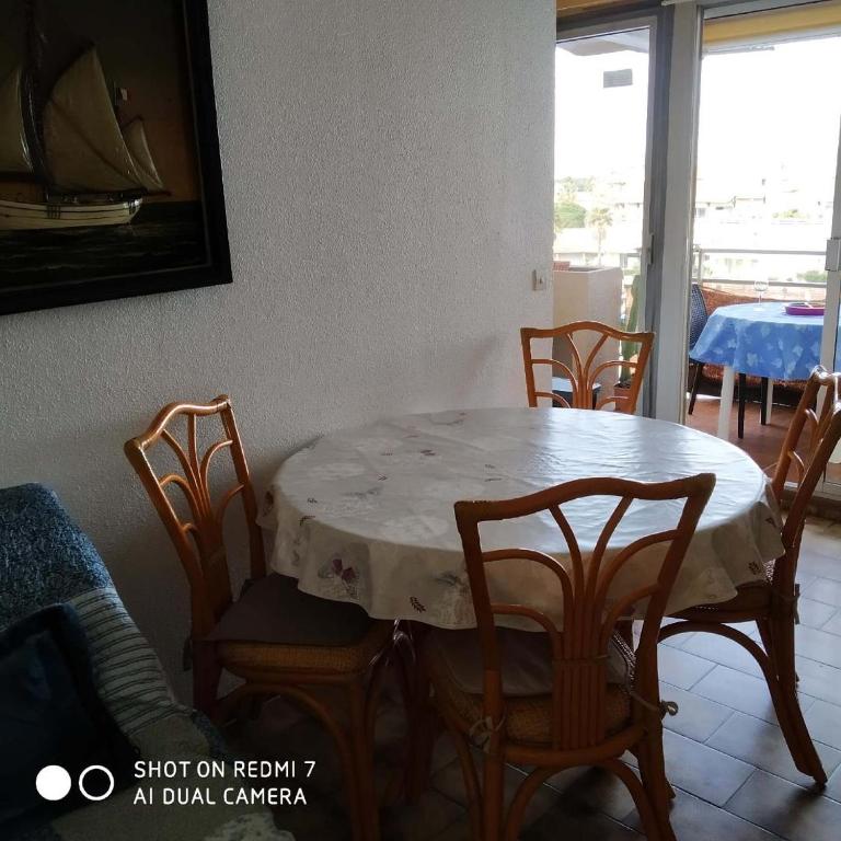 Appartement T2 vue Mer et Port,2 balcons, Parking privé - Apartamento con vistas al mar - 18
