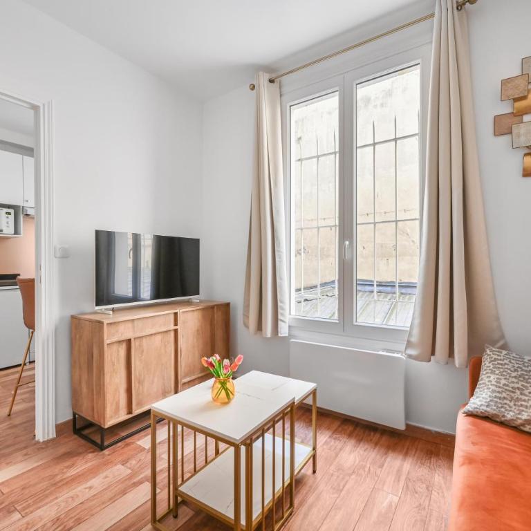 Charming appartment marais - One-Bedroom Apartment - 2
