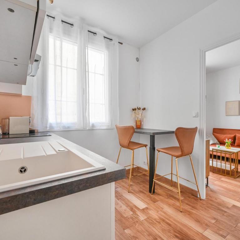 Charming appartment marais - One-Bedroom Apartment - 1