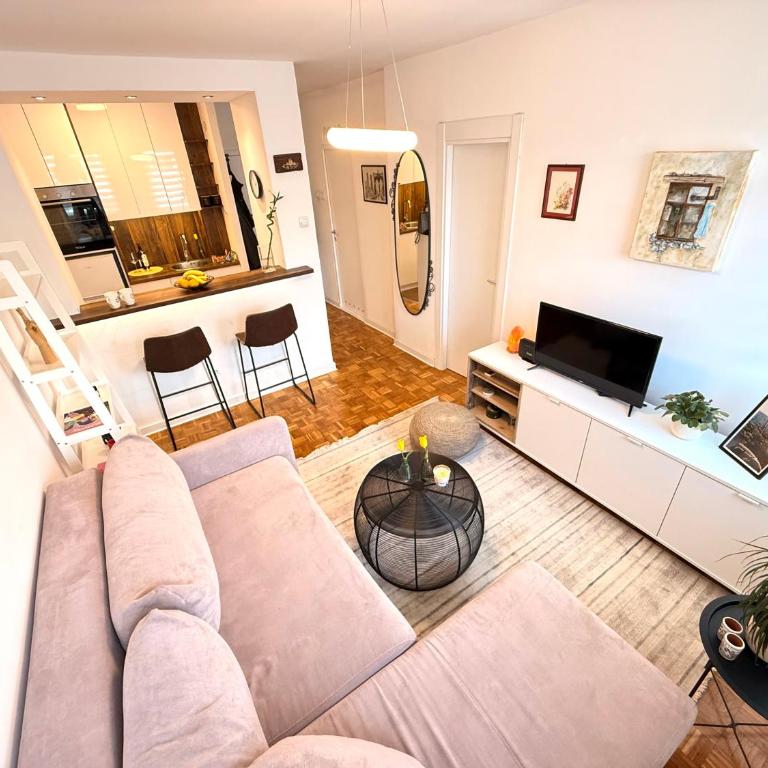 Ada Zen - One-Bedroom Apartment - 14