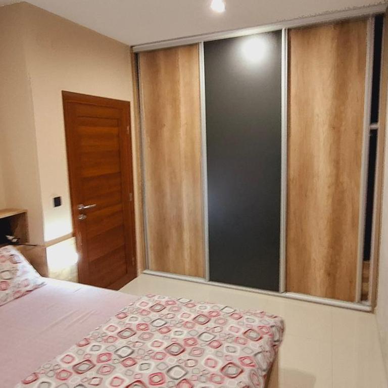 Apartman Laki-M - Three-Bedroom Apartment - 17