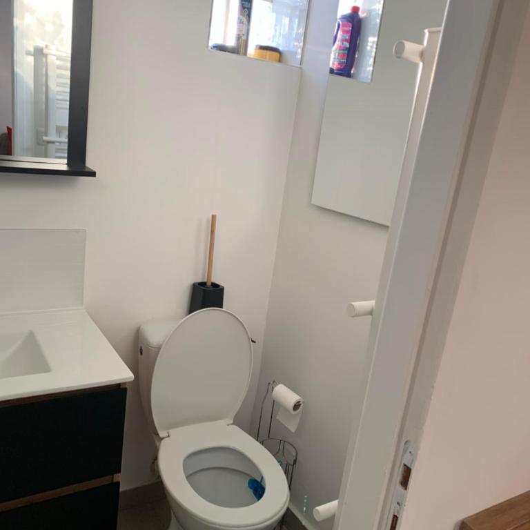 Logement dans une résidence de bien être avec jacuzzi et piscine chauffée - Appartement avec Terrasse - 32