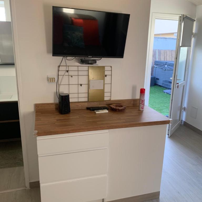 Logement dans une résidence de bien être avec jacuzzi et piscine chauffée - Appartement avec Terrasse - 28