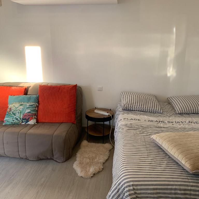 Logement dans une résidence de bien être avec jacuzzi et piscine chauffée - Appartement avec Terrasse - 32