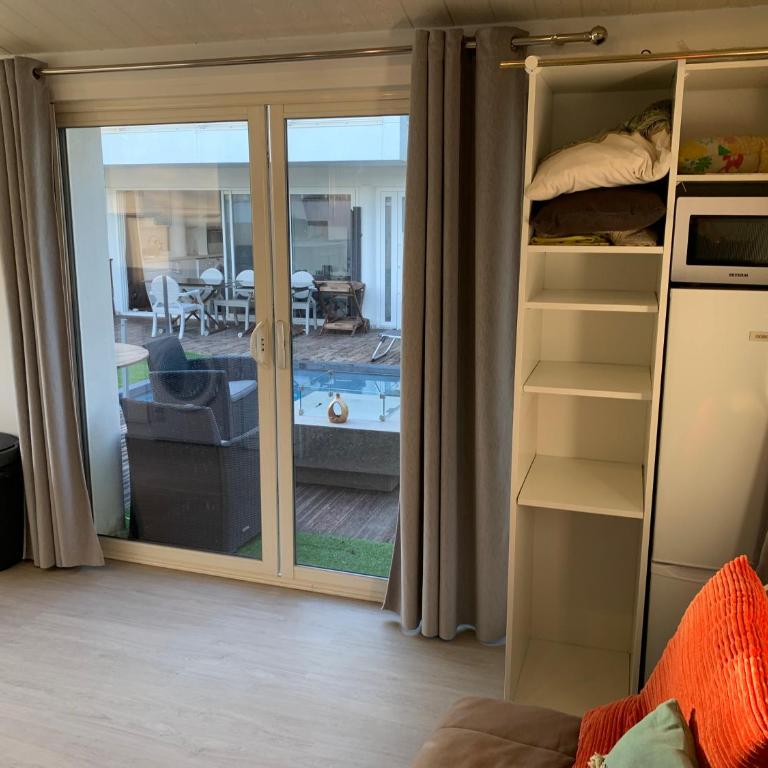 Logement dans une résidence de bien être avec jacuzzi et piscine chauffée - Appartement avec Terrasse - 34