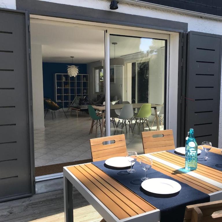 Maison à 10mn à pieds de la plage - Three-Bedroom House - 7