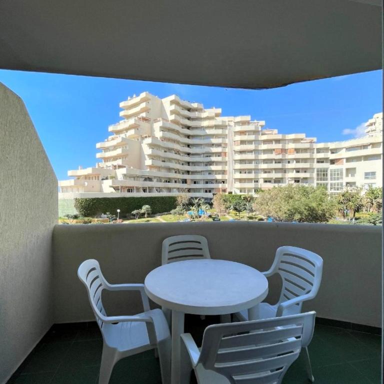 Apartment with terrace and sea views - One-Bedroom Apartment - 2