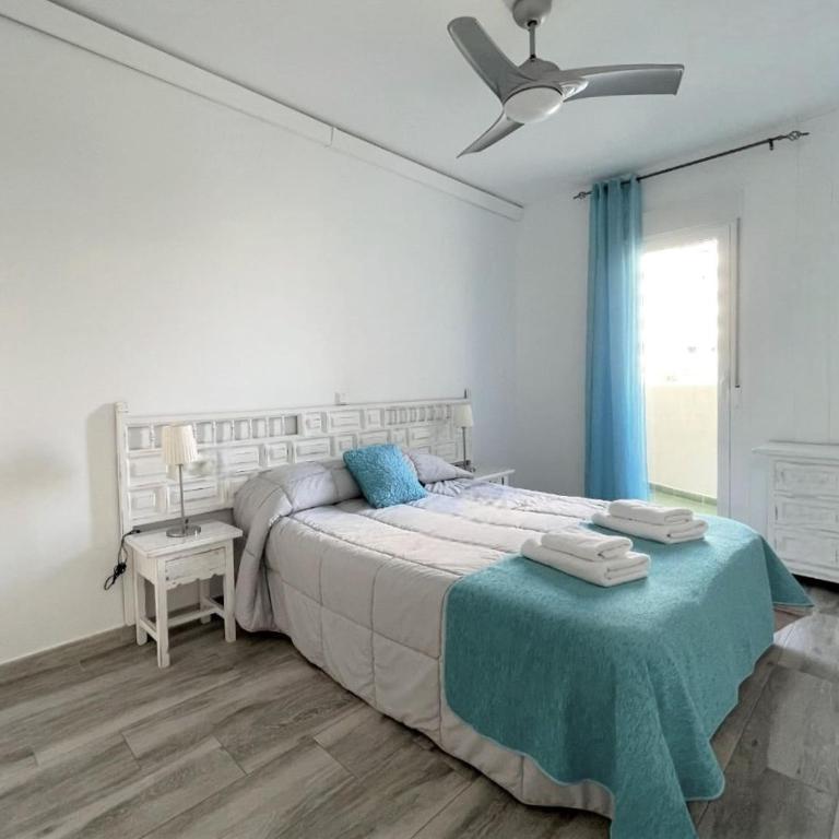 Apartment with terrace and sea views - One-Bedroom Apartment - 20