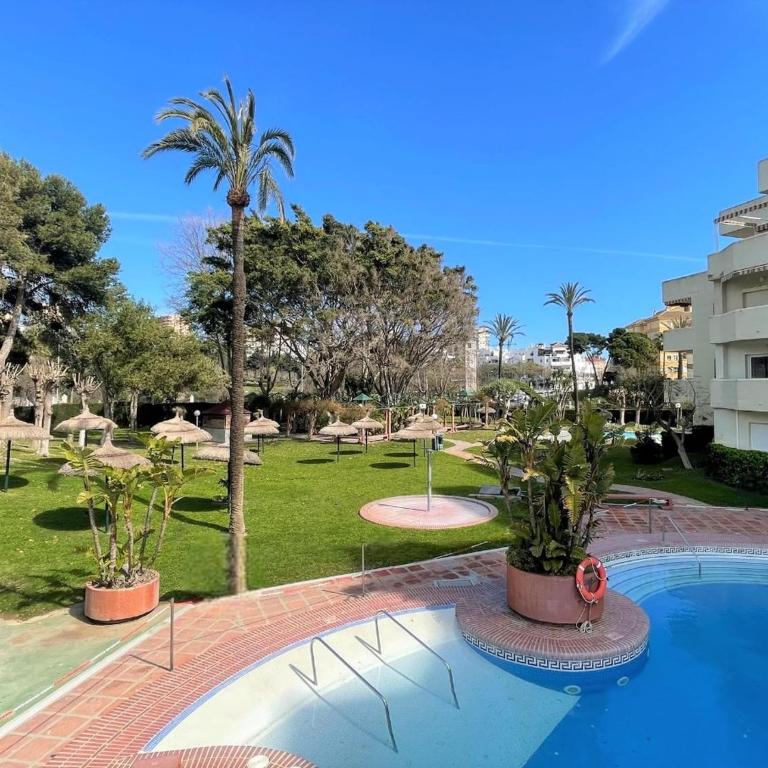 Apartment with terrace and sea views - One-Bedroom Apartment - 15