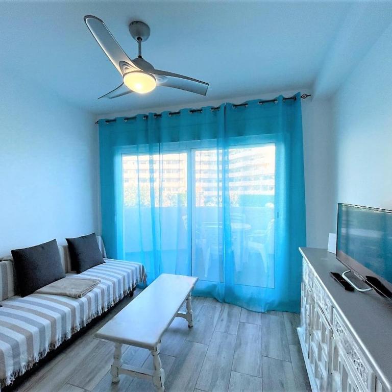 Apartment with sea views in Benalbeach - Two-Bedroom Apartment - 6