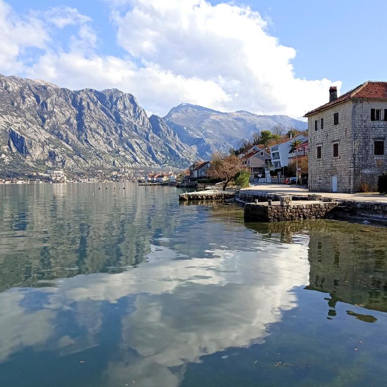 Vibrant BayView Apartment Kotor - One-Bedroom Apartment - 29