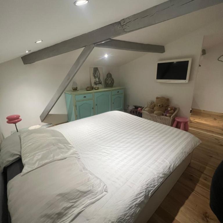 Duplex quatre pièces avec extérieur déco atypique - à 5 minutes de la plage - Appartement 3 Chambres - 24