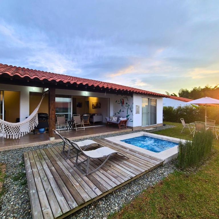 Casa Campestre exclusiva con Jacuzzi a 10 minutos del aeropuerto - Casa de 2 dormitorios - 53