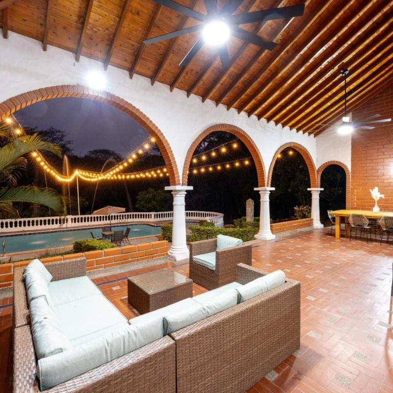 Finca Villa Salma - AC, Piscina, 21 Personas - Villa - 39