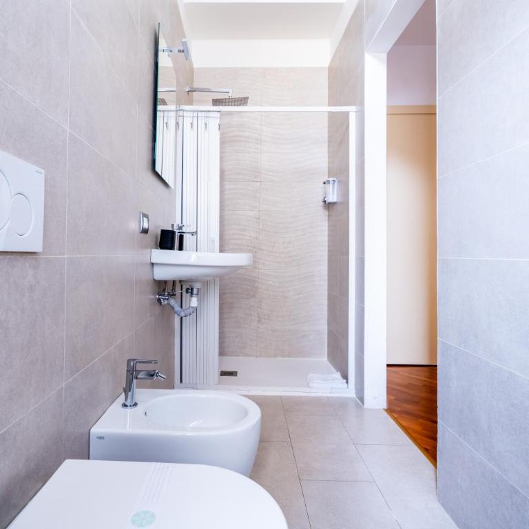 SMN Suites - Camera Matrimoniale con Bagno Privato - 4