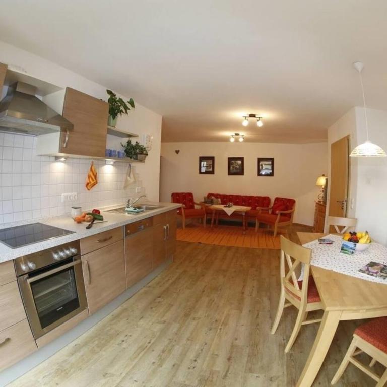 Ferienwohnung Heublume, Ferienhof Lochbihler, WertachAllgäu - Apartment - 1