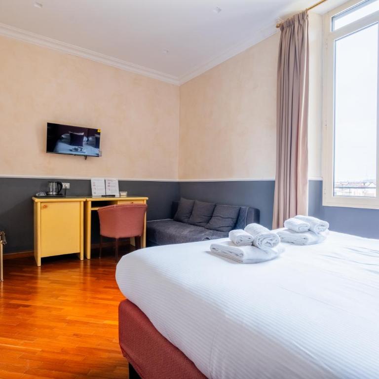 SMN Suites - Camera Matrimoniale con Bagno Privato - 12