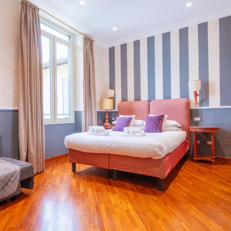 SMN Suites - Camera Matrimoniale con Bagno Privato - 16