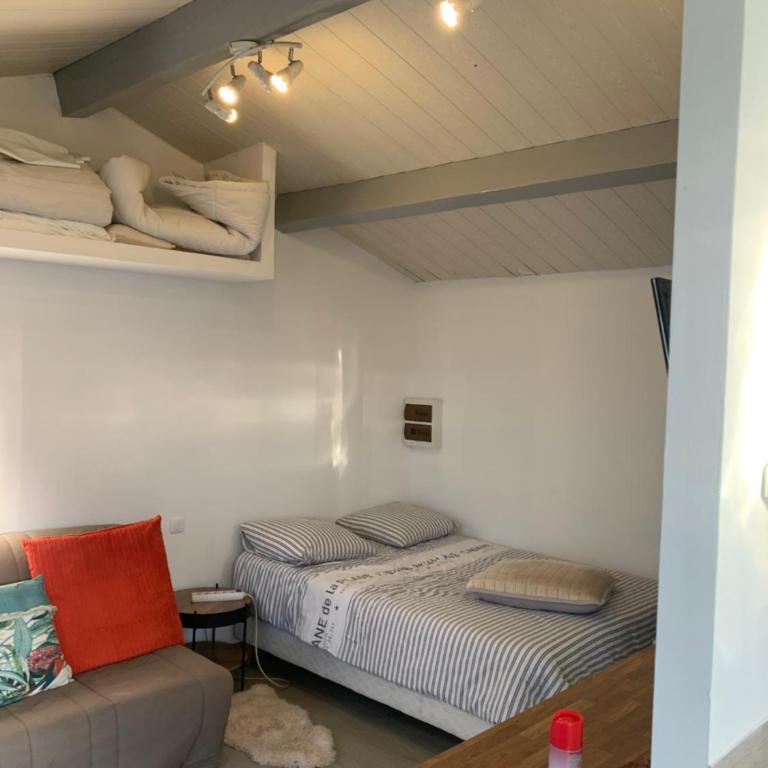 Logement dans une résidence de bien être avec jacuzzi et piscine chauffée - Appartement avec Terrasse - 35