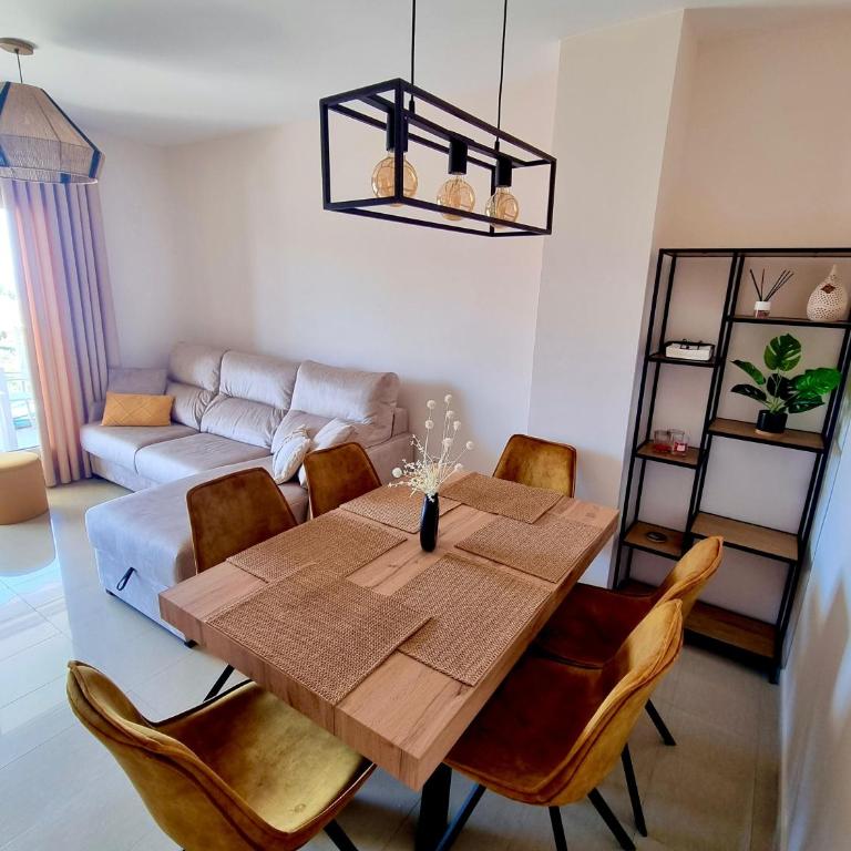 Seahorse Apartment - Two-Bedroom Apartment - 9