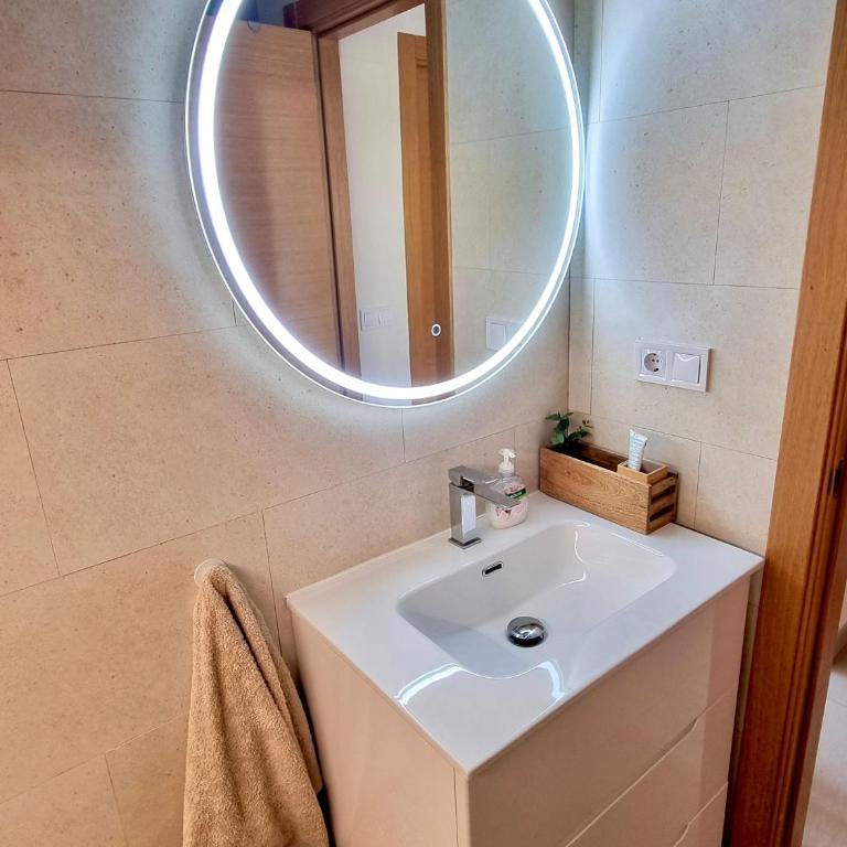 Seahorse Apartment - Two-Bedroom Apartment - 16