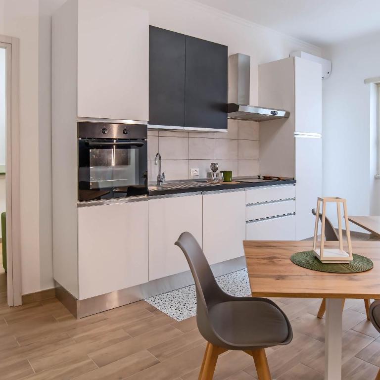 Appartamento Terra - Camera Matrimoniale con Bagno Privato - 11