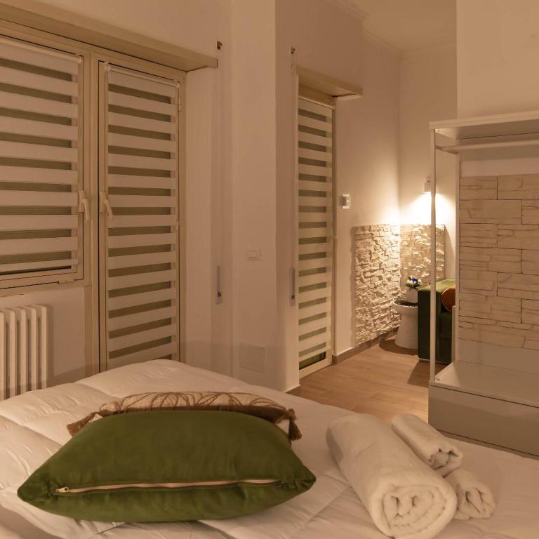 Appartamento Terra - Camera Matrimoniale con Bagno Privato - 16