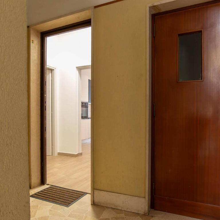 Appartamento Terra - Camera Matrimoniale con Bagno Privato - 29