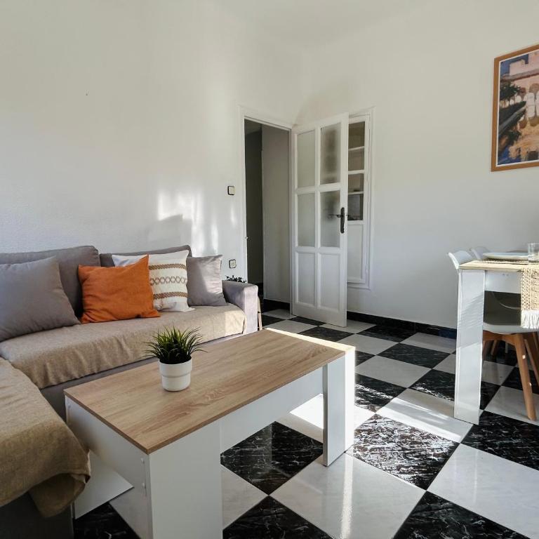 Centrico junto al rio genil - Two-Bedroom Apartment - 5