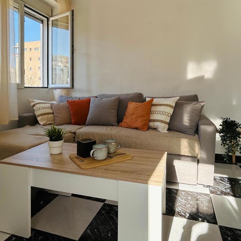 Centrico junto al rio genil - Two-Bedroom Apartment - 14