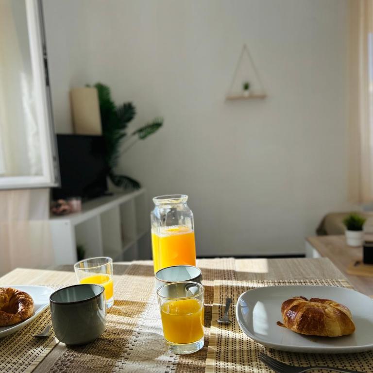 Centrico junto al rio genil - Two-Bedroom Apartment - 19