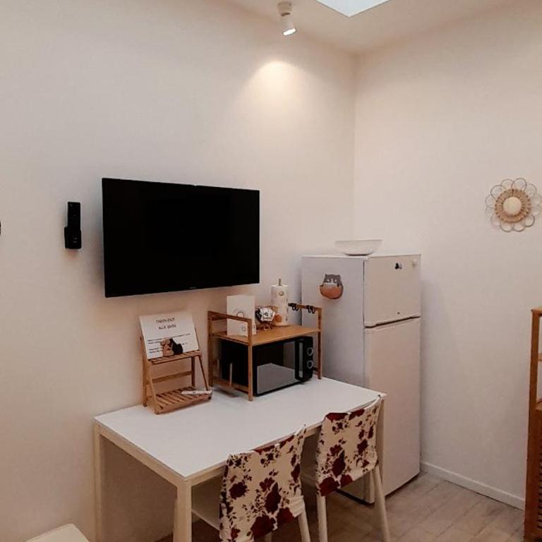 BARBARA Classy Apartment 101 - One-Bedroom Apartment - 60