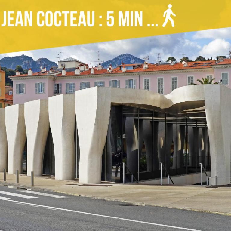 Duplex Vieille ville - SEA VIEW - One-Bedroom Apartment - 26
