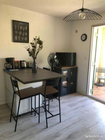 Petit paradis Sanaryen - Apartment mit 1 Schlafzimmer und Balkon - 16
