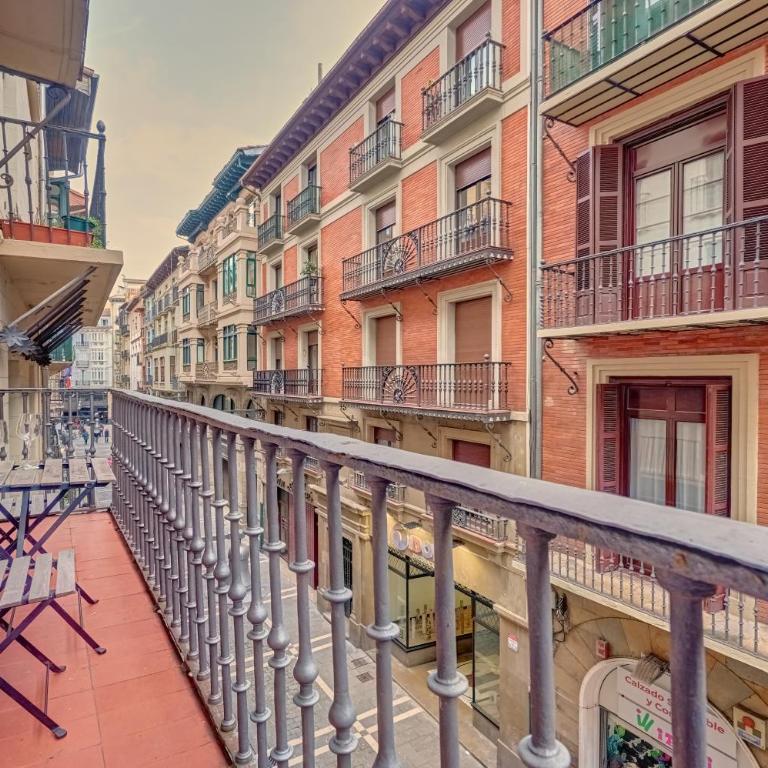 Heart of Pamplona Apartments III by clabao - Apartment - 54