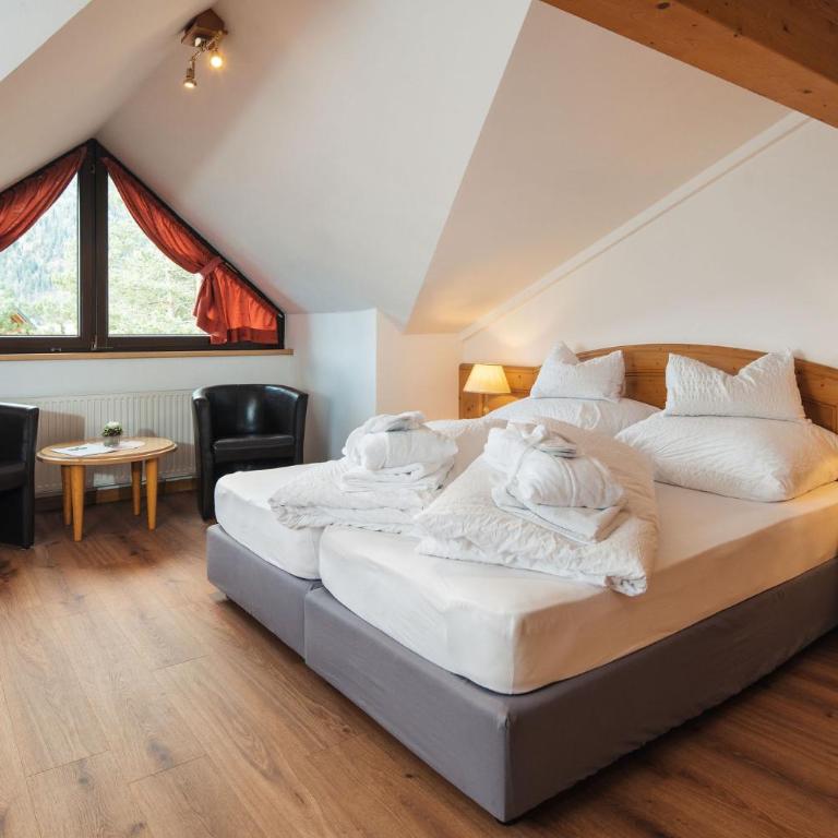 Hotel Garni Alpenruh-Micheluzzi - Chambre Double - 1