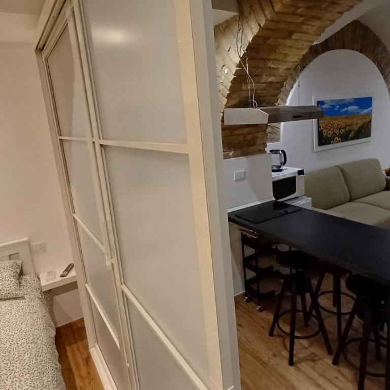 Troppo Forte appartamento a due passi dal Colosseo - Casa con 1 Camera da Letto - 32