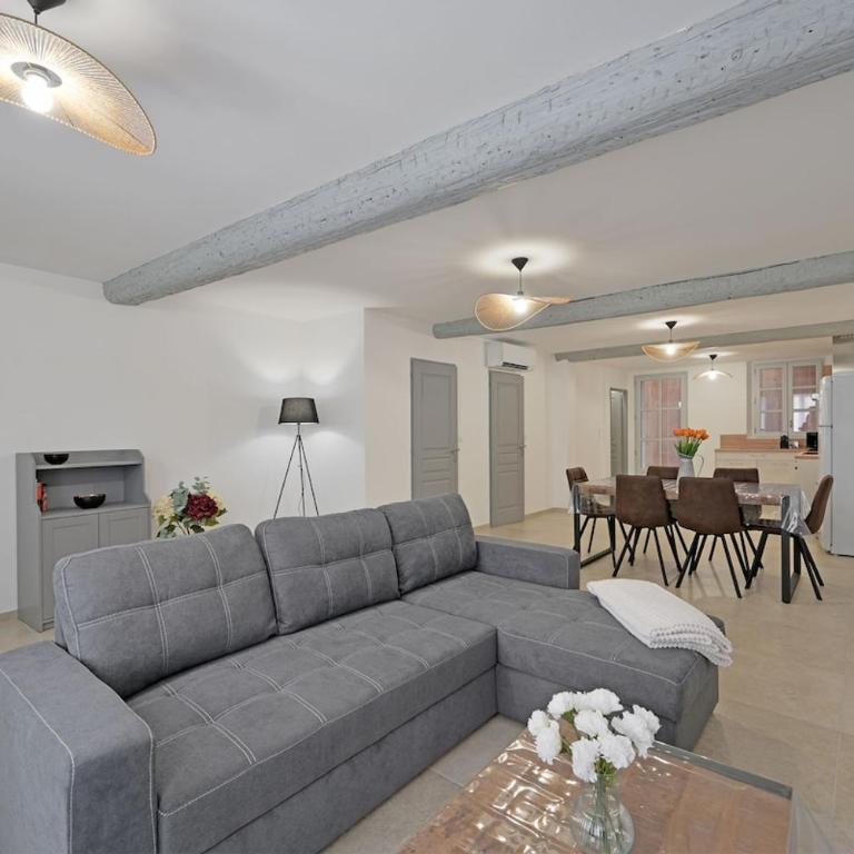 Maison Carry - Clim - Wi-Fi - terrasse - Maison 3 Chambres - 1