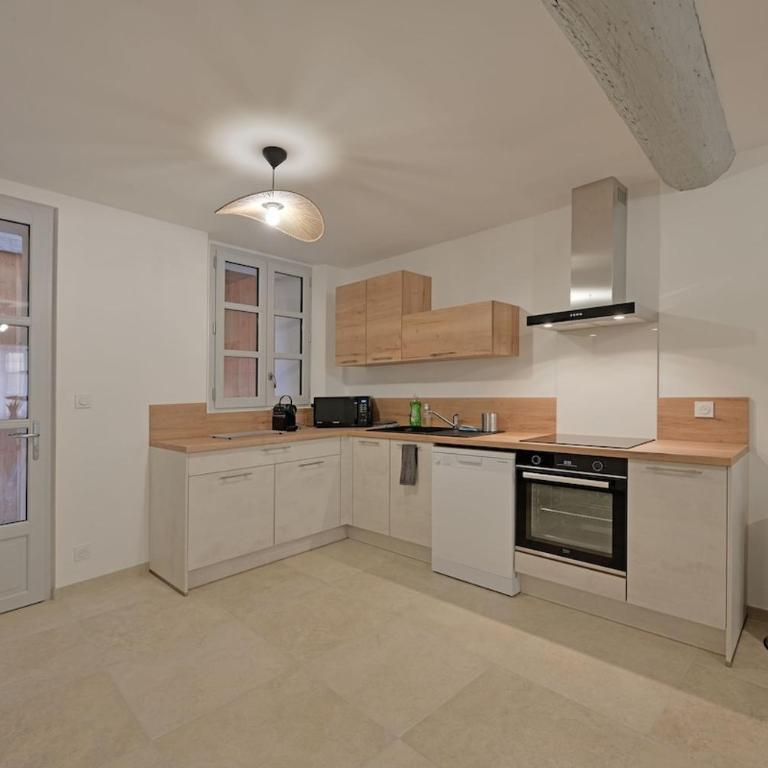 Maison Carry - Clim - Wi-Fi - terrasse - Maison 3 Chambres - 2