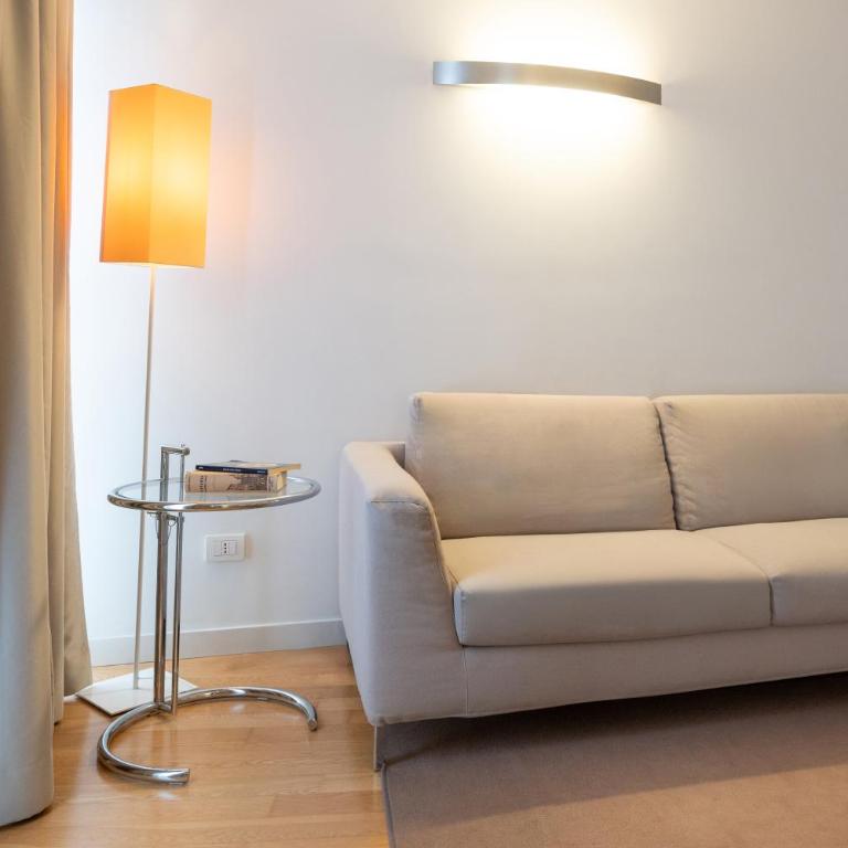 Home 15 Residence Hotel - One-Bedroom Deluxe Apartment - 3