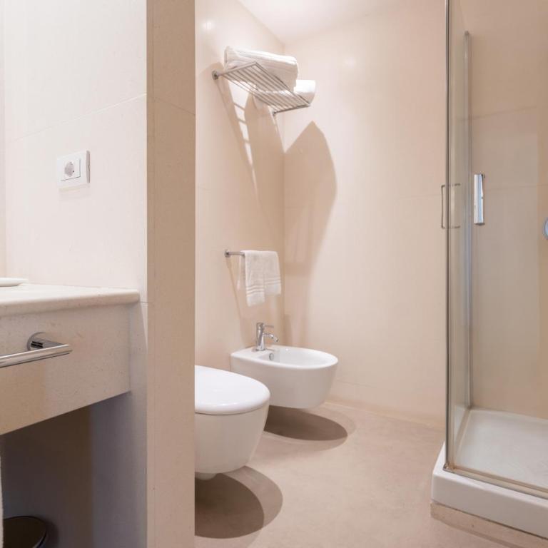 Home 15 Residence Hotel - One-Bedroom Deluxe Apartment - 8