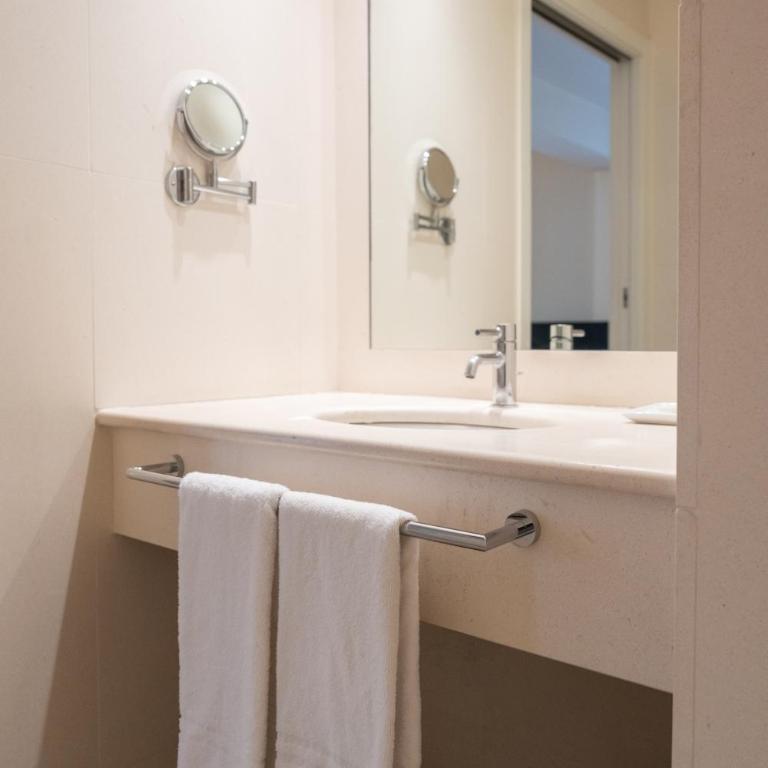 Home 15 Residence Hotel - One-Bedroom Deluxe Apartment - 9