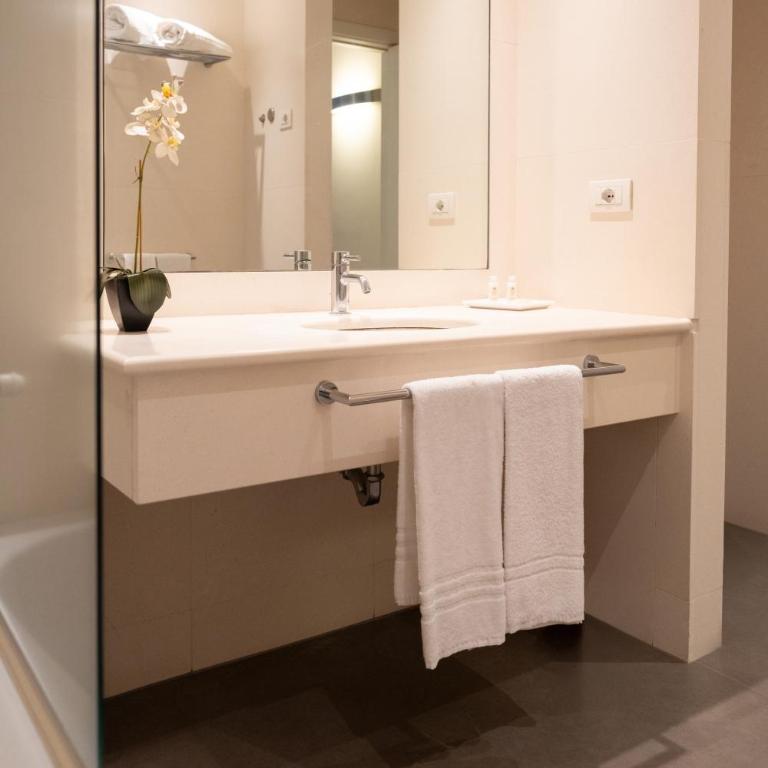Home 15 Residence Hotel - Classic One-Bed Room Apartment - 6