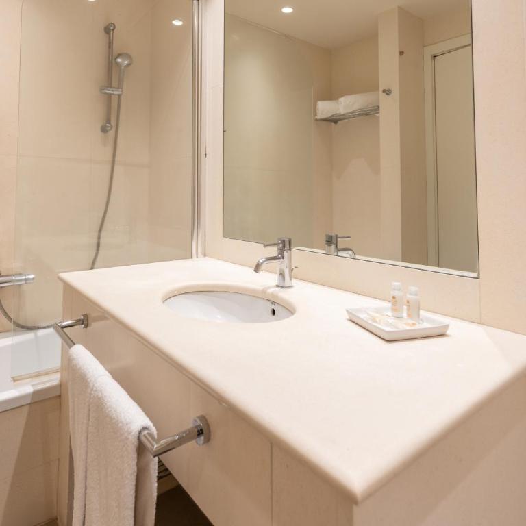 Home 15 Residence Hotel - Superior Two-Bedroom Apartment - 9