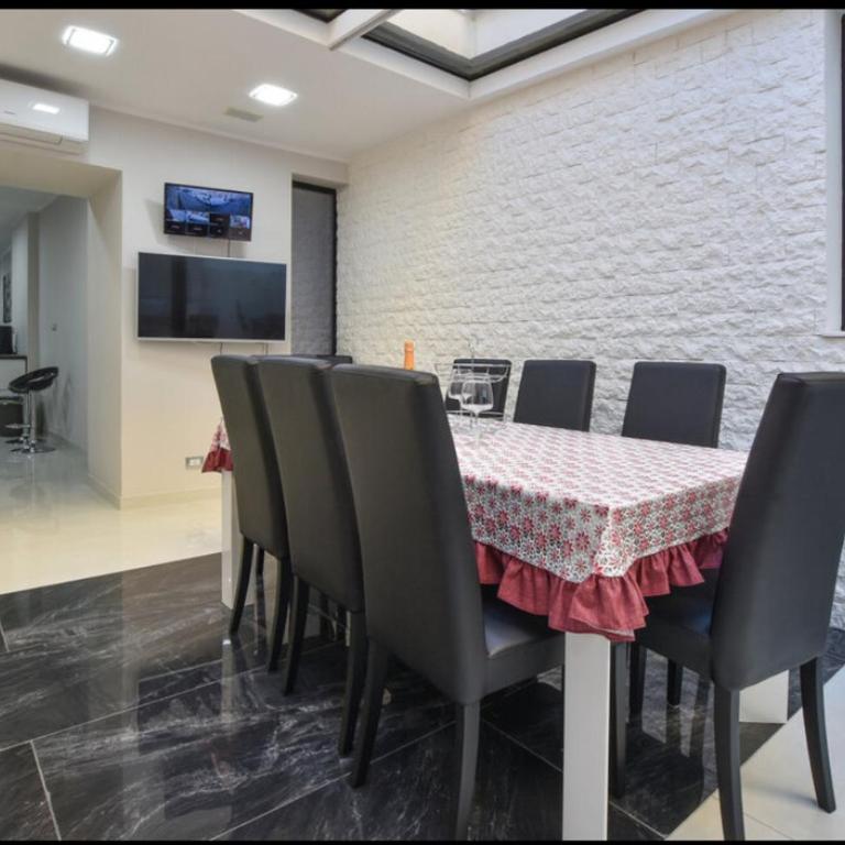 Megghy Maison - Villa with Private Pool - 10