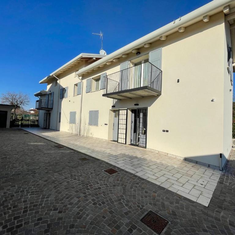 Piccola Corte - Appartamento con 3 Camere da Letto - 32