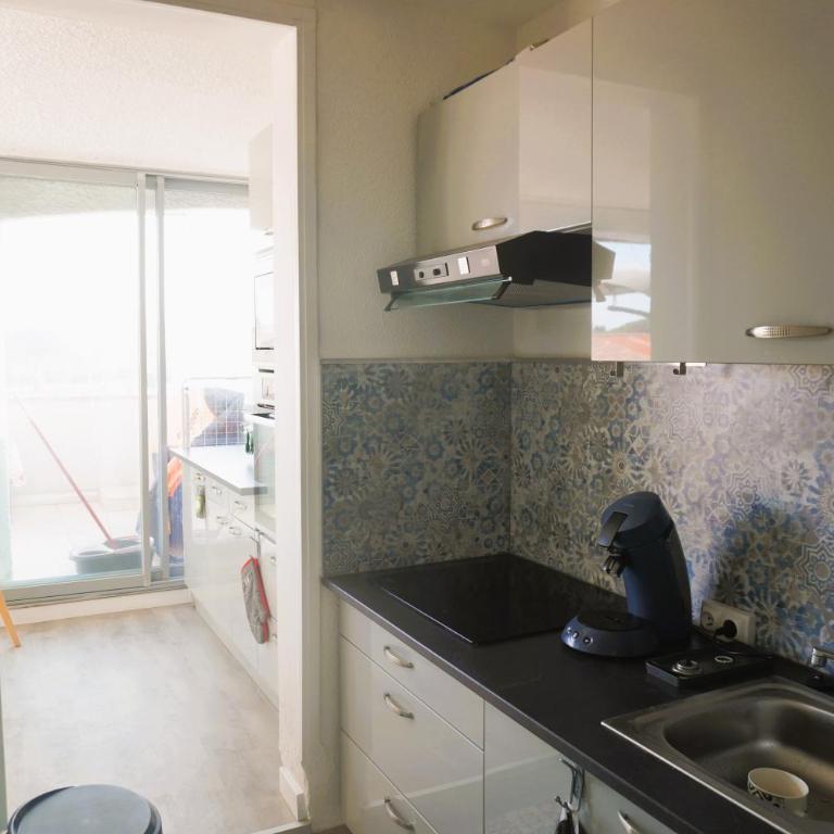L'Oasis avec clim 4 personnes 6 Piscines Terrasse Belle vue port - Apartment mit 1 Schlafzimmer - 37