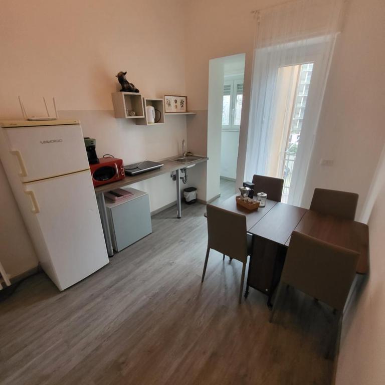 Fidia a pochi passi dalla metro - Two-Bedroom Apartment - 6