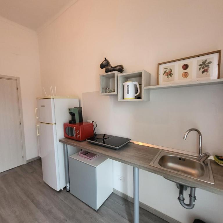 Fidia a pochi passi dalla metro - Two-Bedroom Apartment - 4